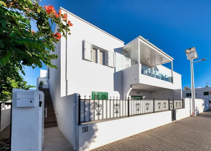 La Joya - Near To The By Lanzarote * Puerto del Carmen (Lanzarote)